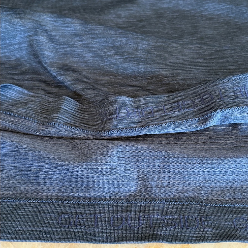 Men’s Lululemon long sleeve performance T shirt. - Picture 9 of 16